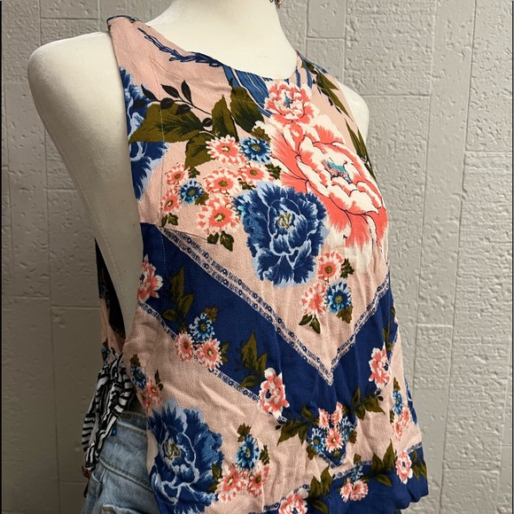 Free People top - Picture 6 of 7